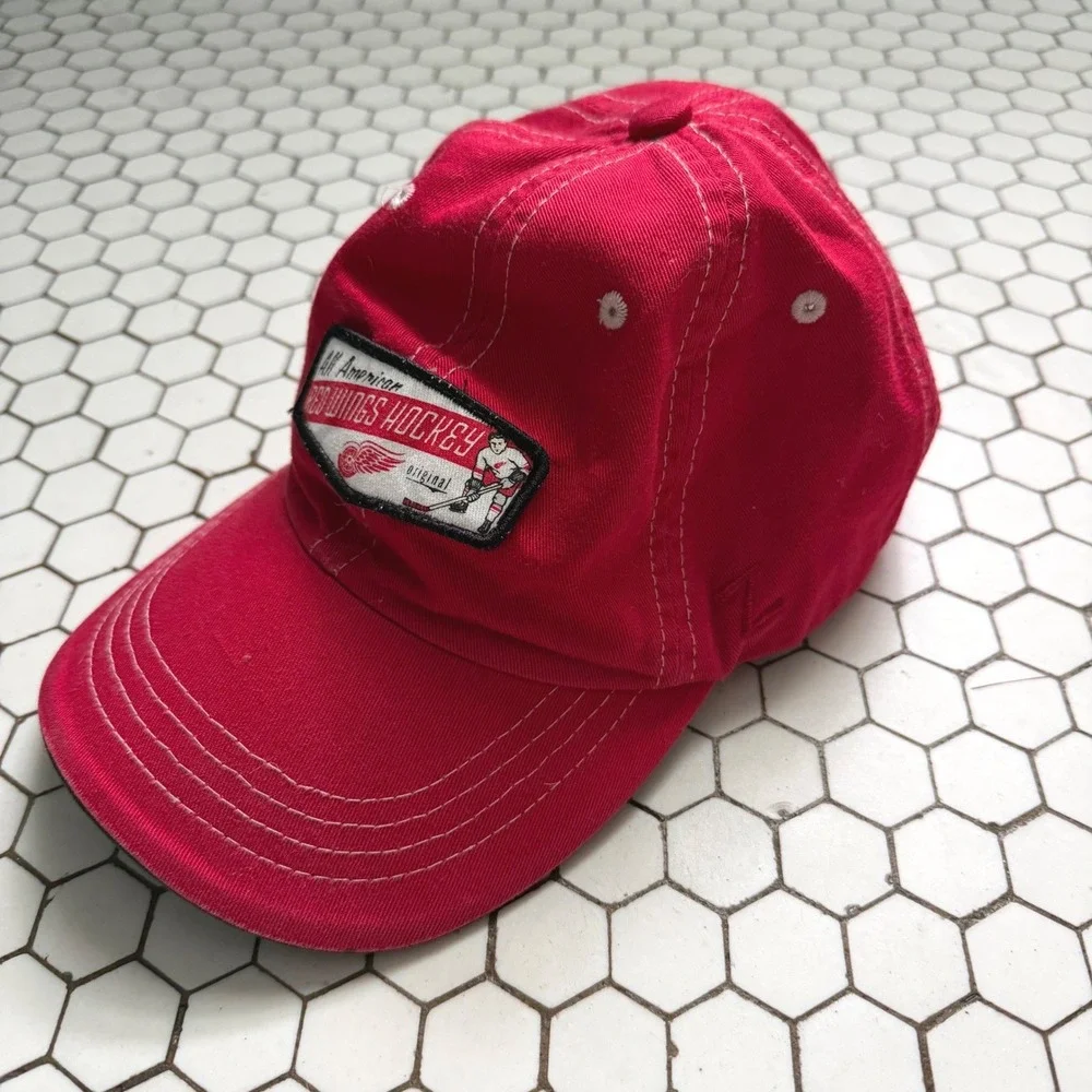 Zephyr Hat Red OS Detroit Red Wings Hockey All American Embroidered Adjustable